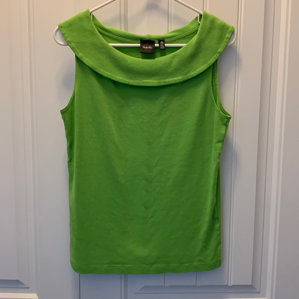 Rafaela sleeveless scoop neck top, size medium.